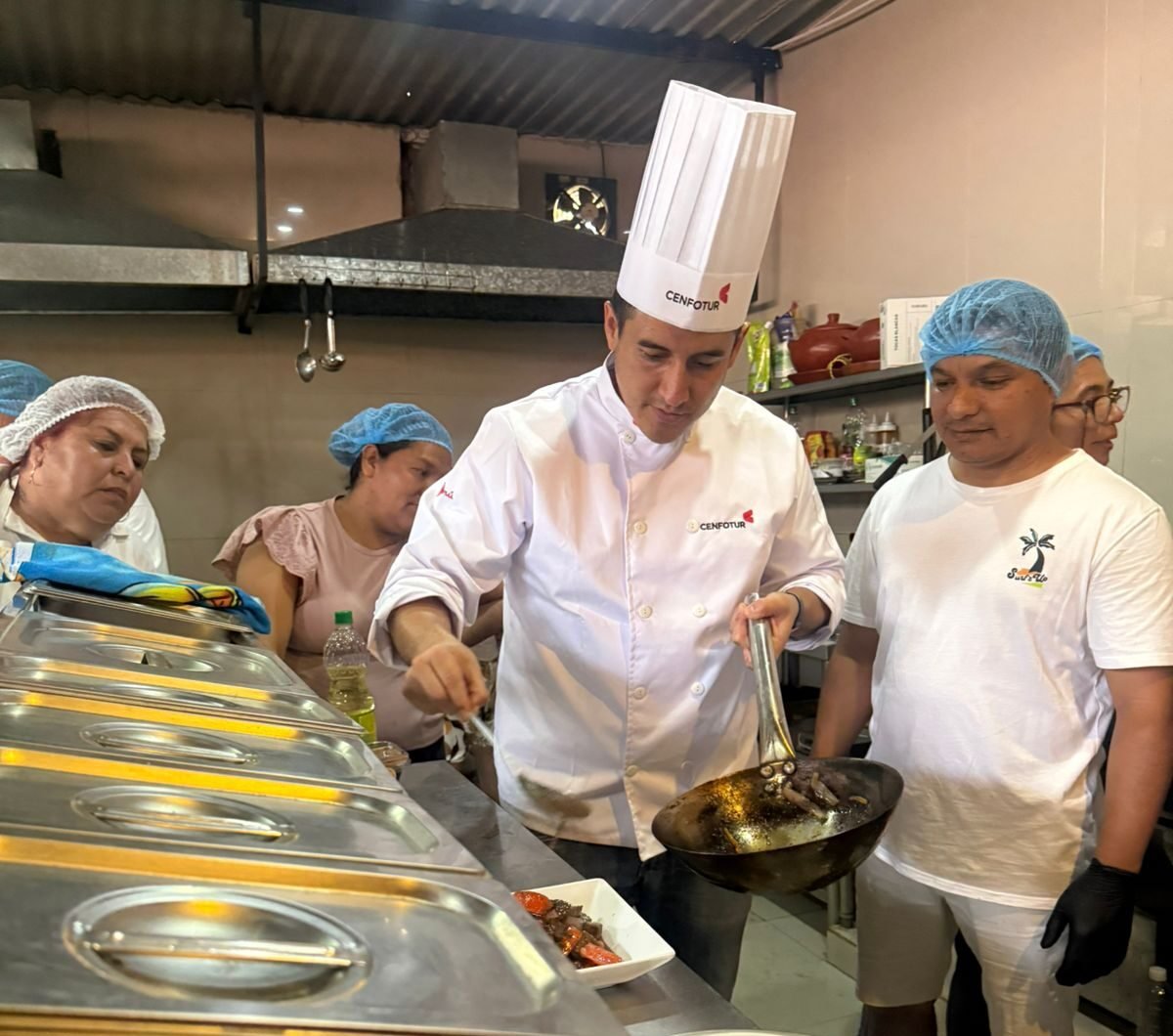 Monitoreo de tortugas marinas